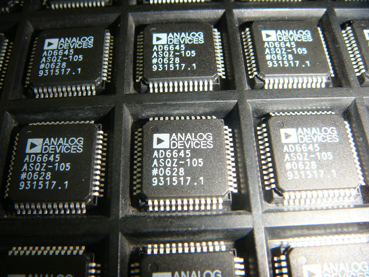 AD6645ASQZ-105