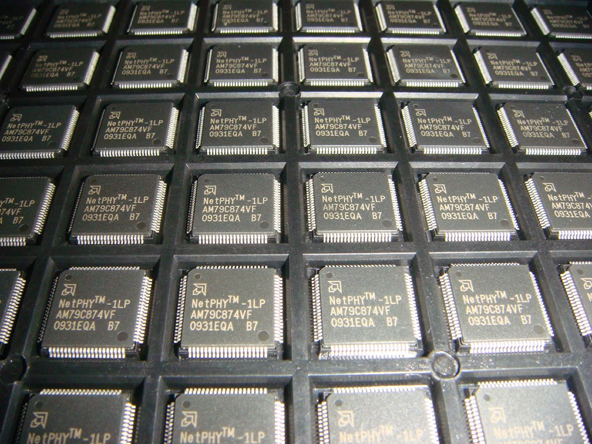 AM79C874VF