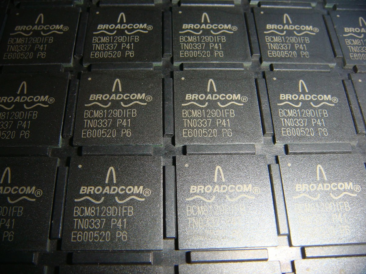 BCM8129DIFB