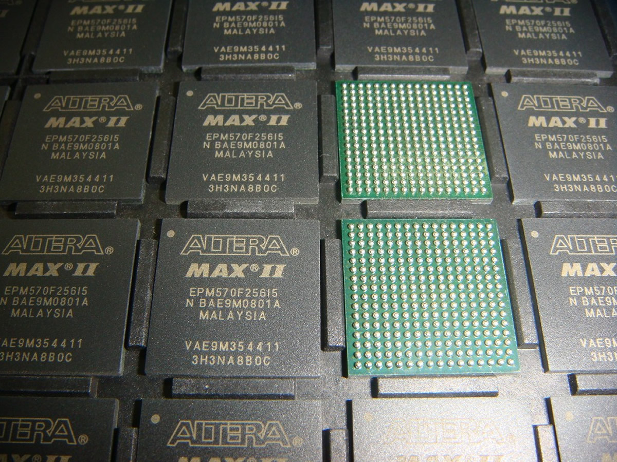 EPM570F256I5