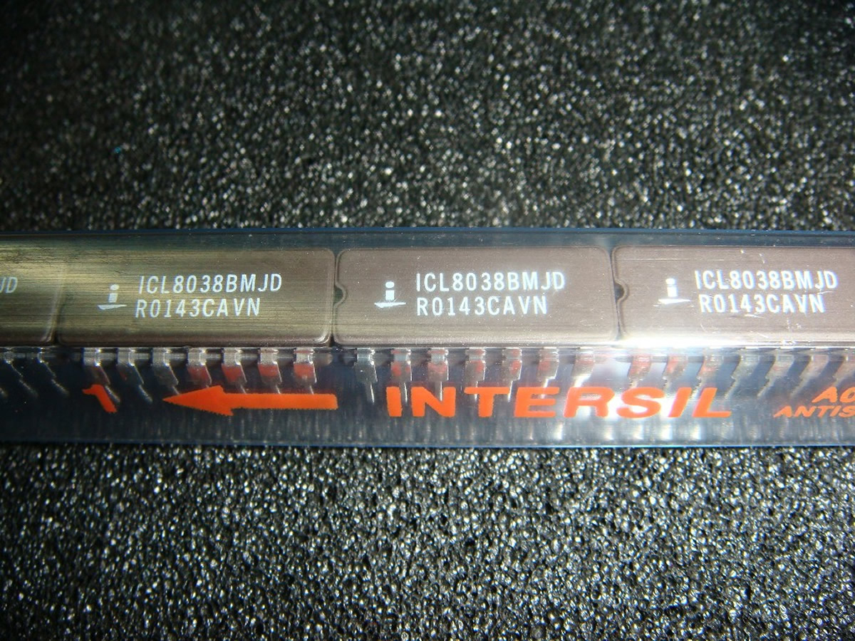 ICL8038BMJD