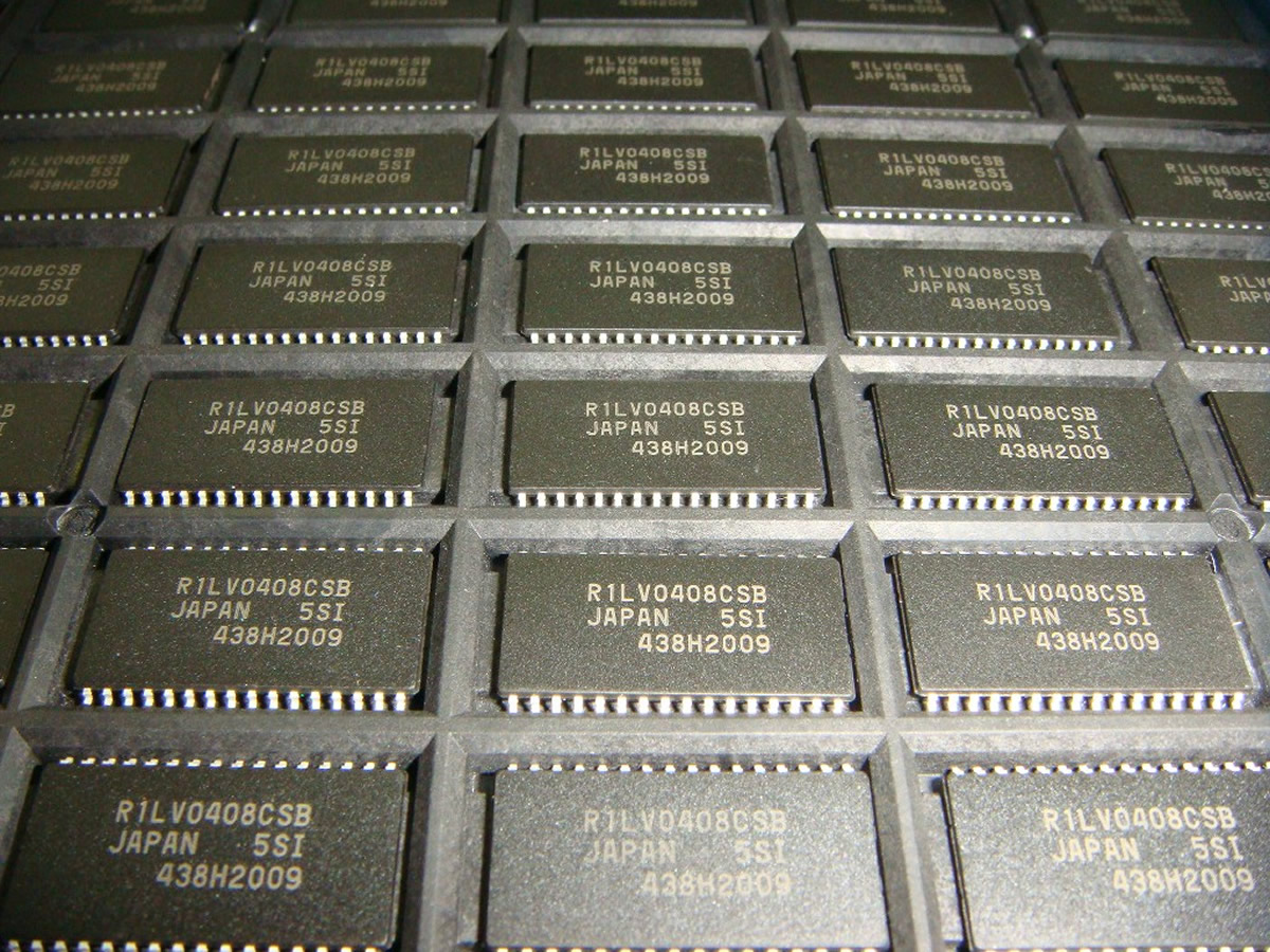 R1LV0408CSB-5SI