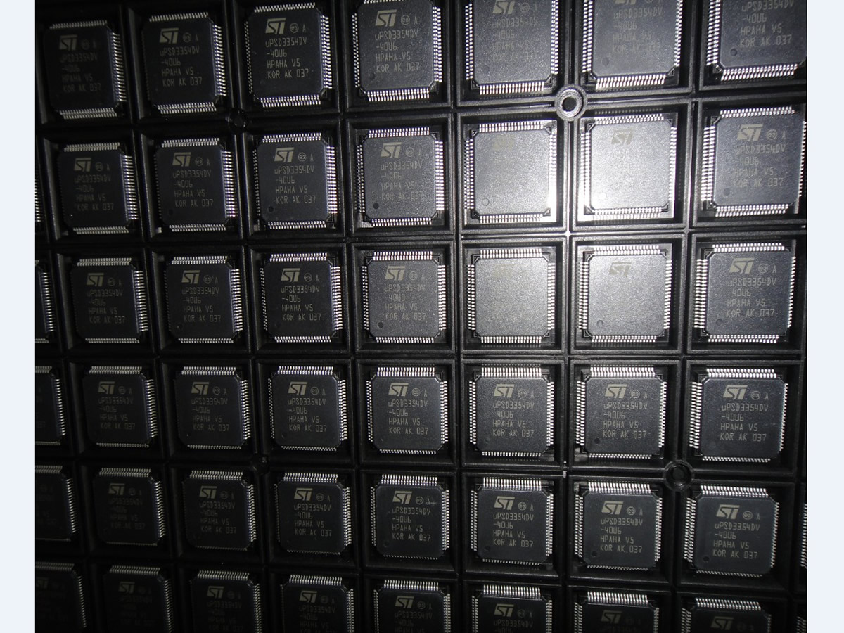 UPSD3354DV40U6